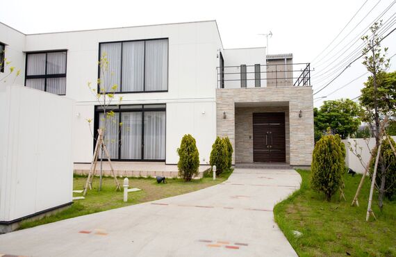 ハイクオリティの外構工事を八女市で展開 | 理想的なエクステリアで外空間を演出する久留米の山本新昭園